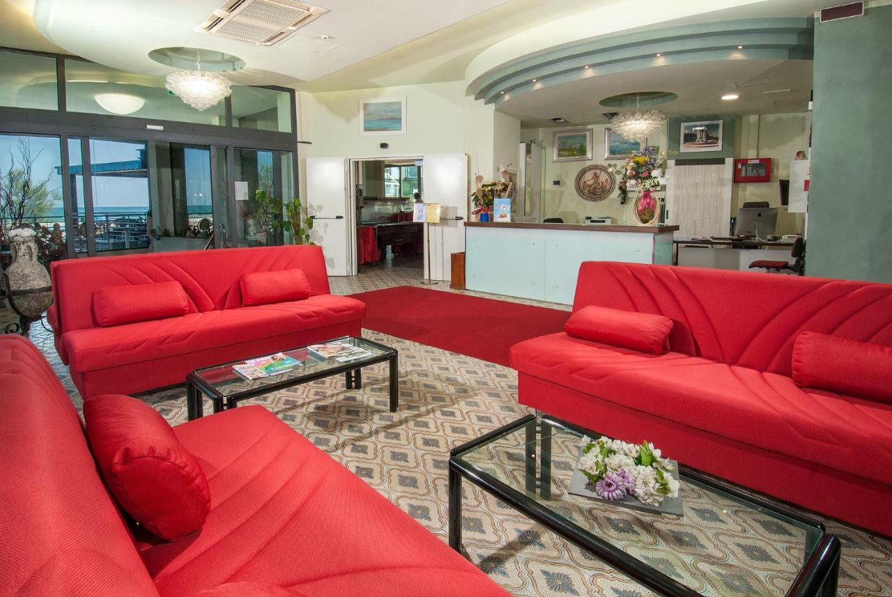 Hotel Nettuno Католика Екстериор снимка