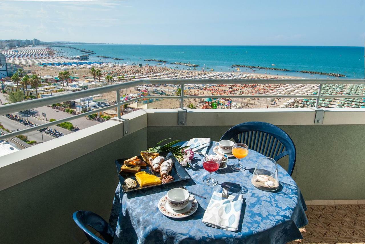 Hotel Nettuno Католика Екстериор снимка
