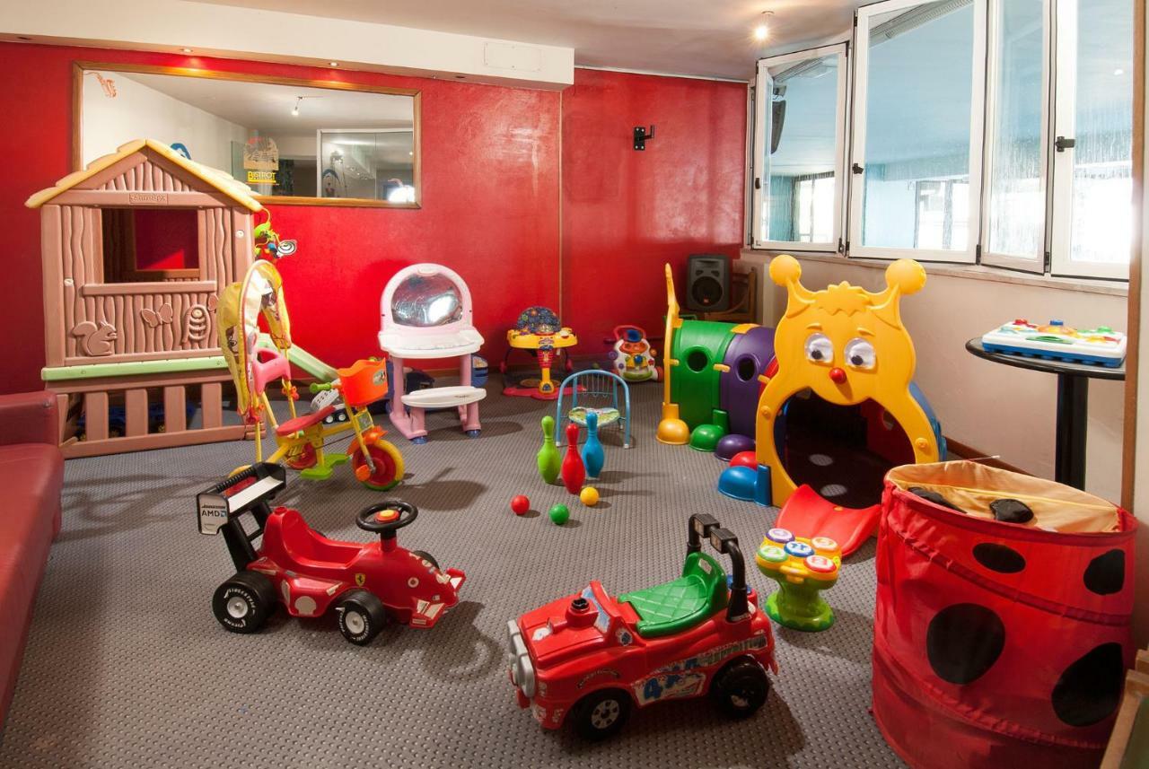 Hotel Nettuno Католика Екстериор снимка